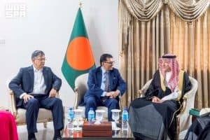 نائب وزير الخارجية يلتقي وزيري الخارجية والداخلية في بنغلاديش