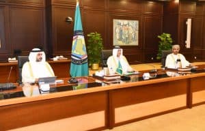 أمين مجلس التعاون ووزير الخارجية المصري يؤكدان متانة العلاقات الخليجية المصرية