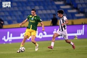 الخليج والشباب يتعادلان سلبيًا