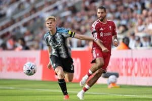 ليفربول يتعادل مع نيوكاسل 2-2