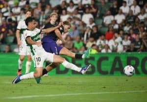 برشلونة يسحق إلتشي بخماسية نظيفة