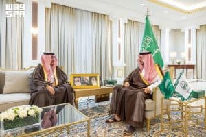 بمناسبة تكليفه حديثًا.. أمير الجوف يستقبل مدير مركز “تنمية الغطاء النباتي” بالمنطقة