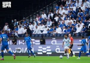 نيوم يتغلب على الهلال 2-صفر