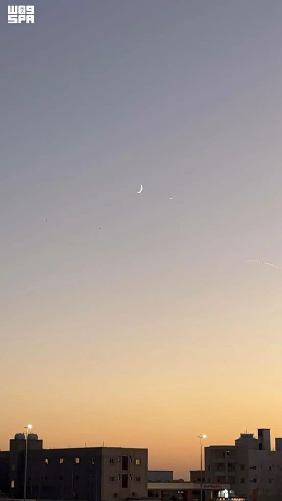 F10797833